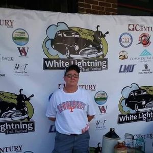 Meet your Posher, Robin